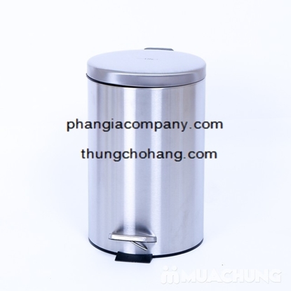 thung rac inox dap chan